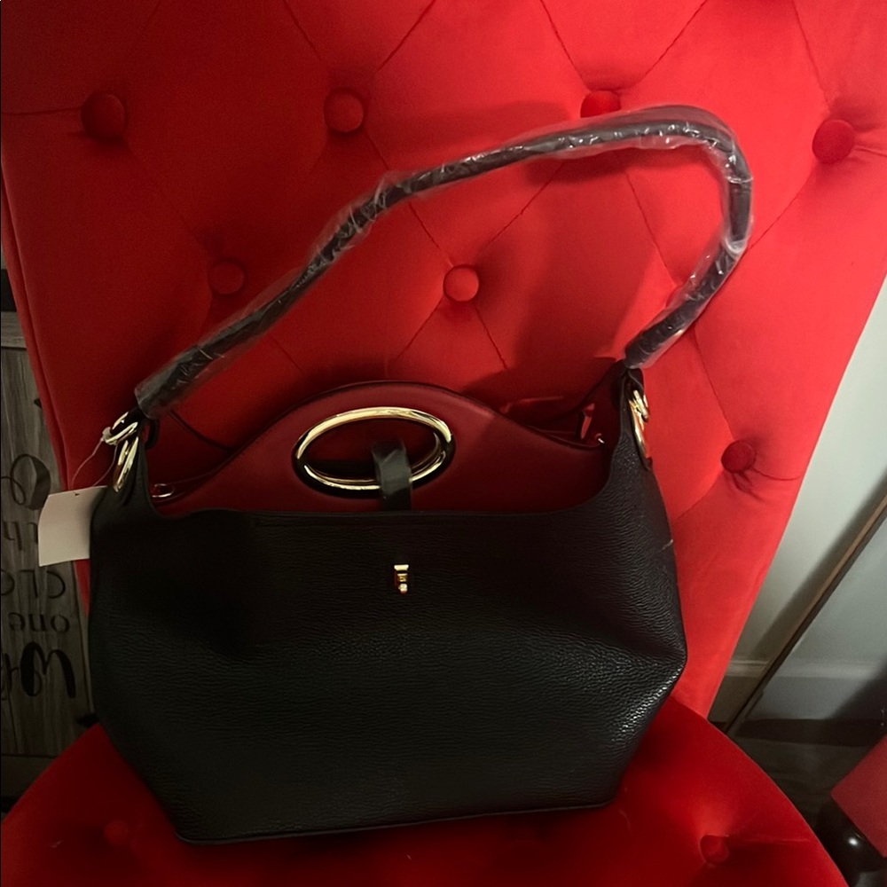 Chic Black and Gold Shoulder Bag